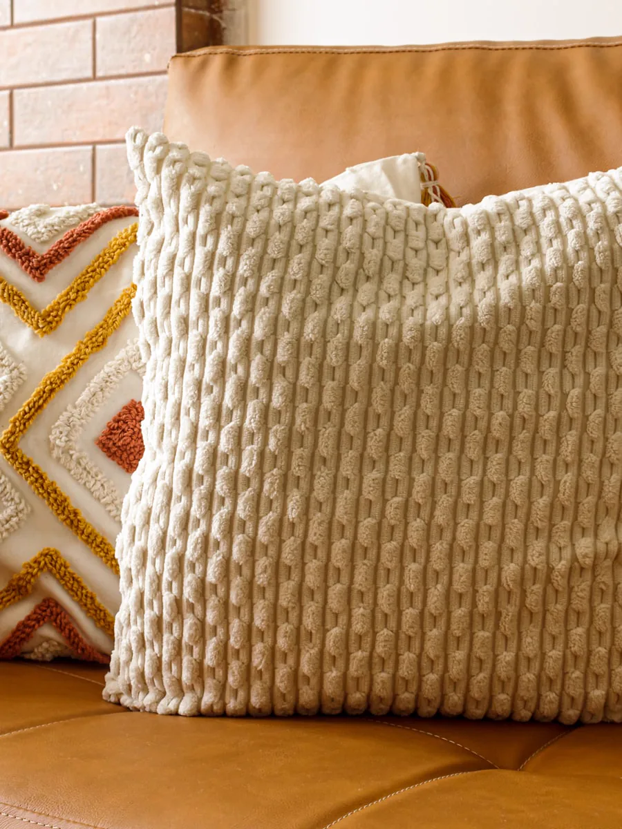 Herringbone virgin wool cushion